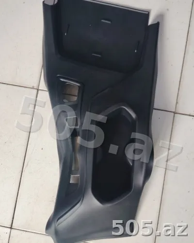 Changan X5plus üçün simsiz şarj yerinin bütöv rezini