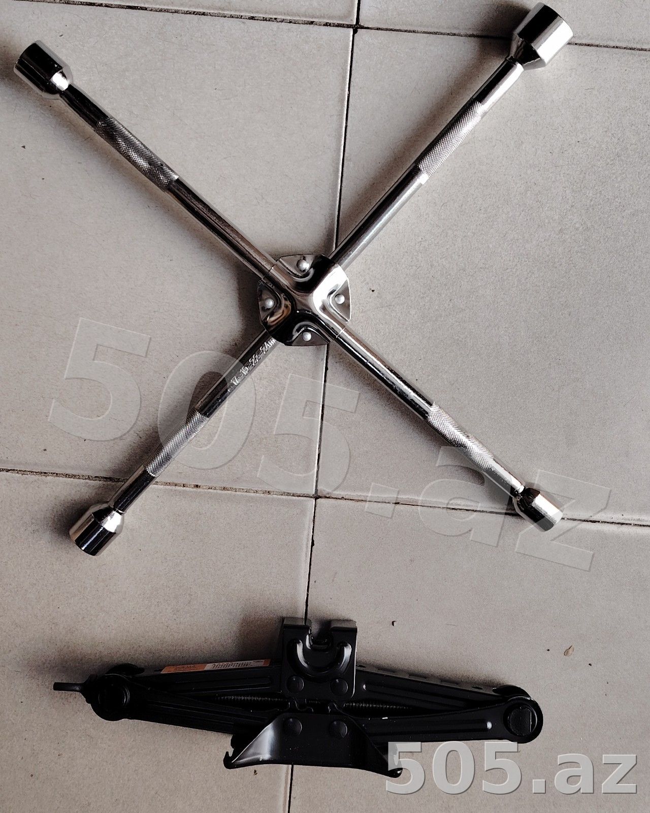 Changan avtomobilləri üçün domkrat(danqırat) və 4 başlı açar